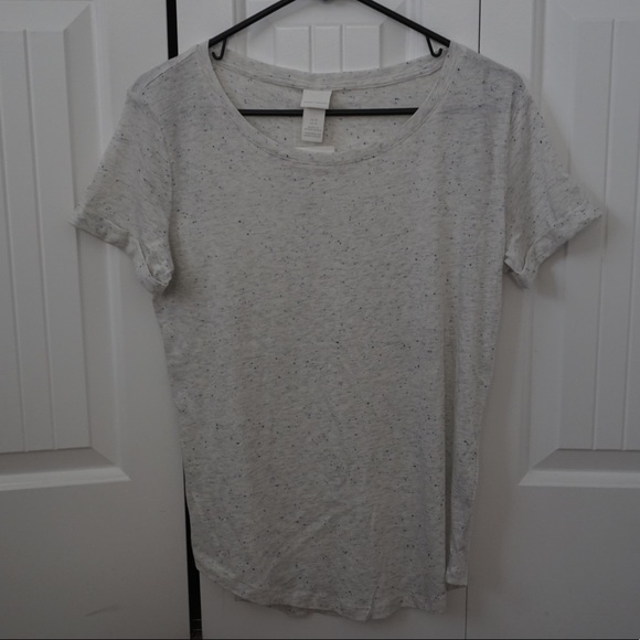 H&M Round Neck Cream Tee with Blue Speckles - Picture 1 of 3